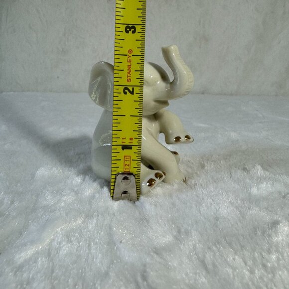 Lenox Handcrafted Porcelain Elephant Figurine With Gold Accents Trunk Up - Picture 7 of 7
